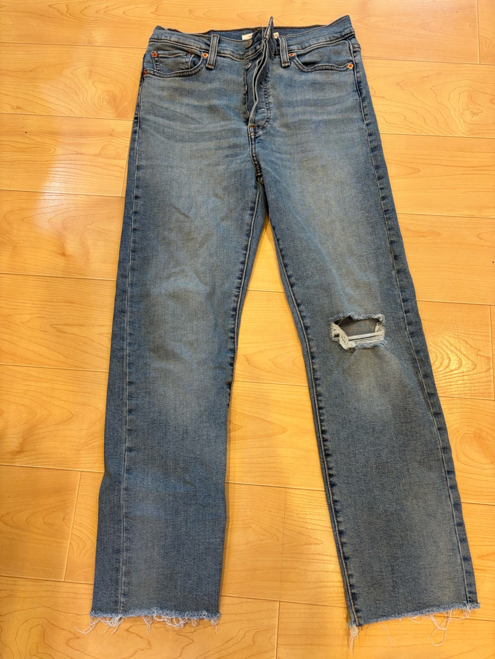 Levi’s Wedgie crop Jean, size 29, like new